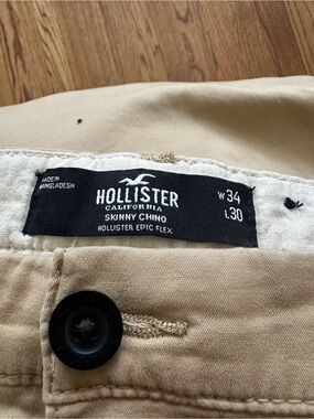 Hollister Men Skinny Chinos in Light Beige